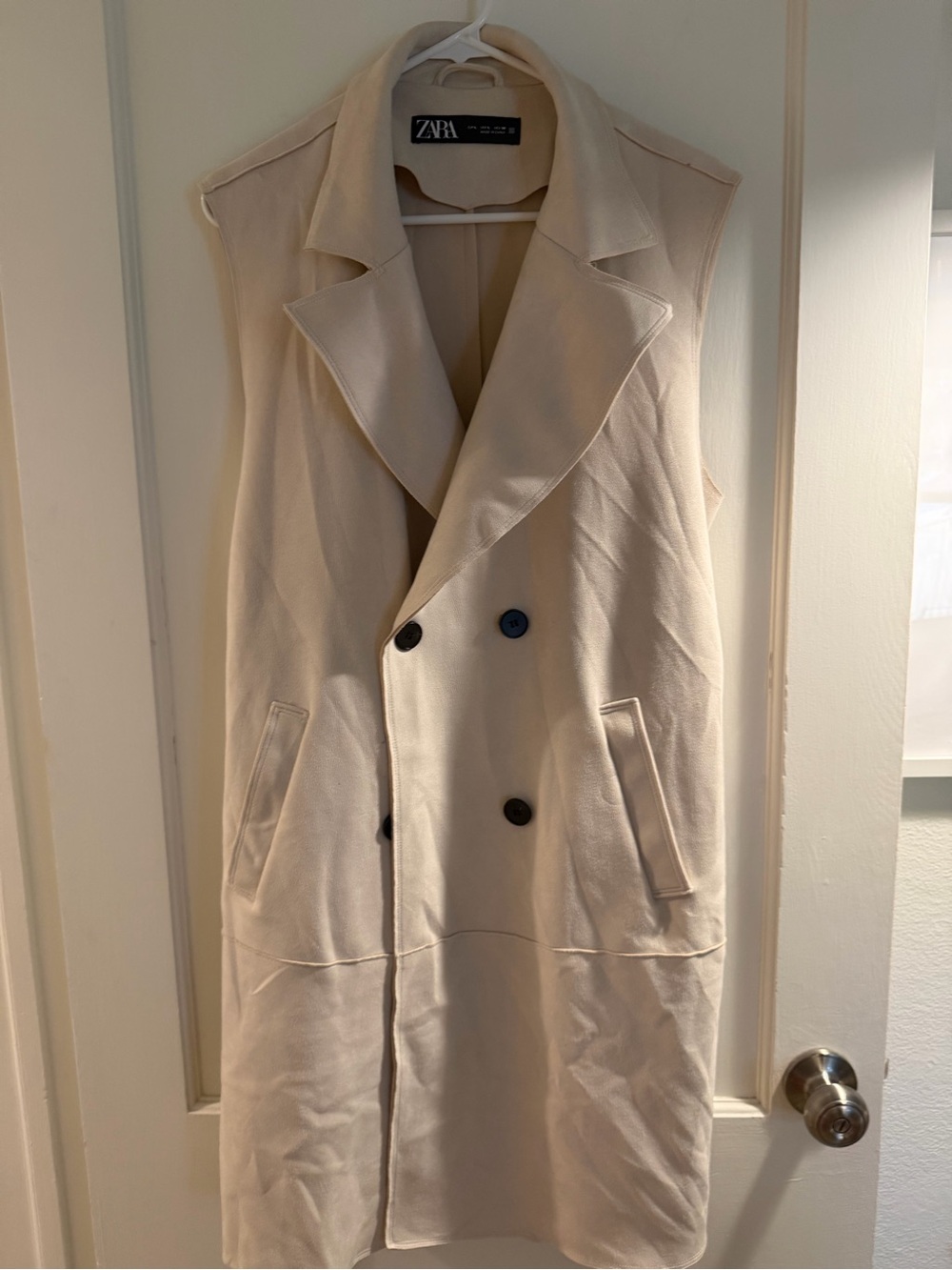 ZARA Sleeveless Double-Breasted Vest in Cream